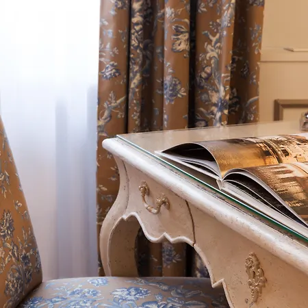 The Originals Boutique, Des Princes, Centre