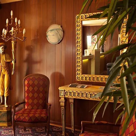 فندق The Originals Boutique, Des Princes, Centre